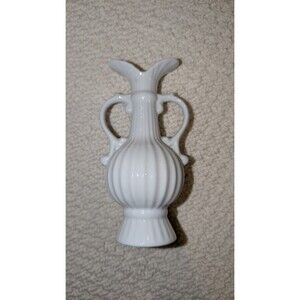 White Porcelain  bud vase, likely from the Country Ware collection by Coalport.